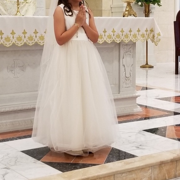 David’s Bridal Ivory Flower Girl Dress - Picture 1 of 4